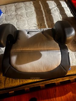 Brand new never used toddler booster seat