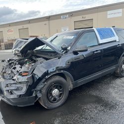 PARTING OUT 2018 Ford Explorer Interceptor OEM PARTS ONLY