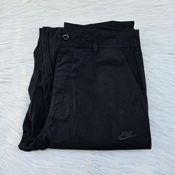 Nike Men's Club Cargo Pant Size M (32x32)