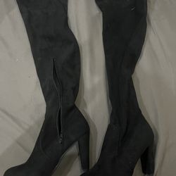Black Knee High Boots 