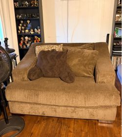 Xl single seater couch