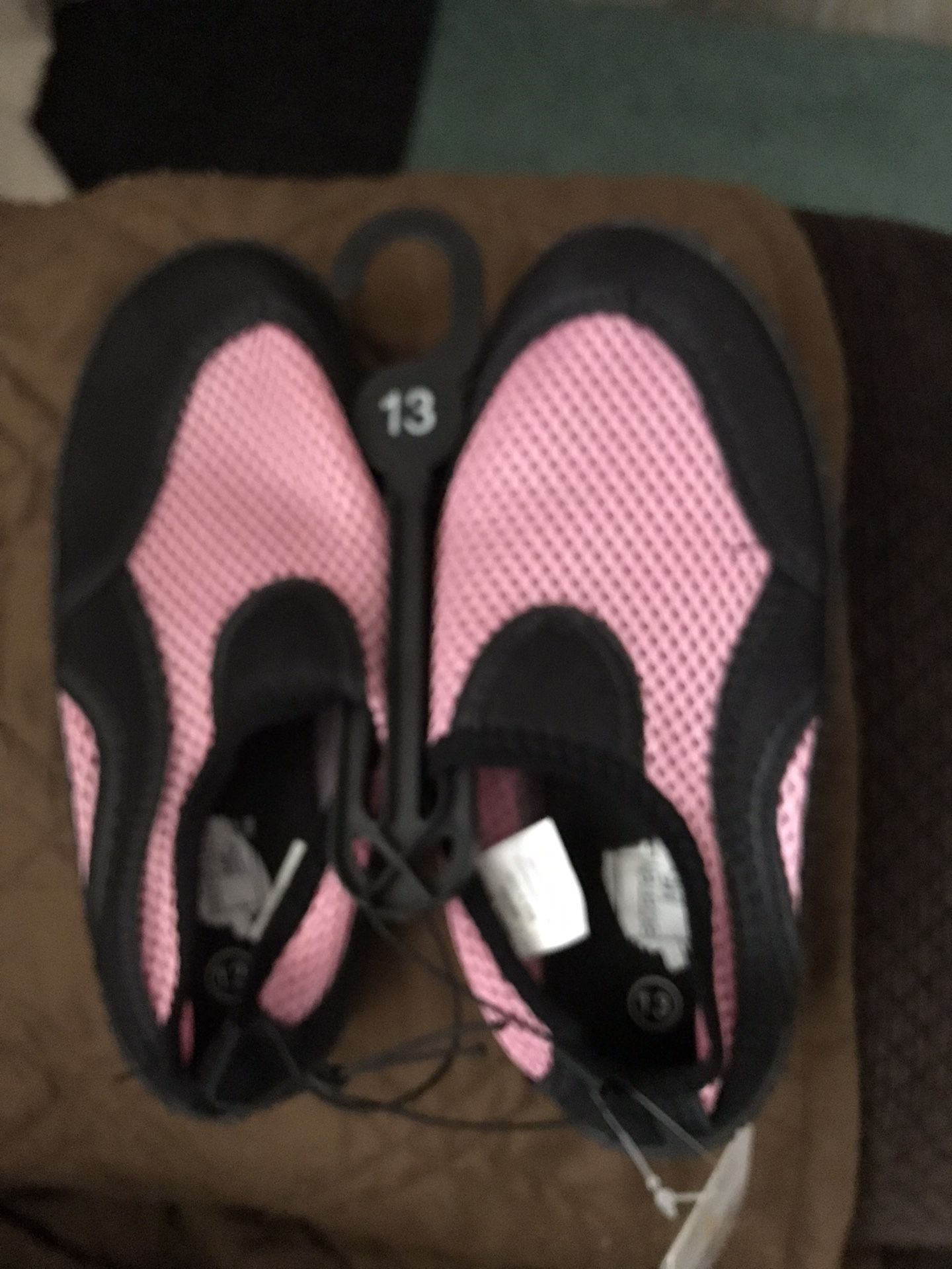 New Girls Water Shoes Size 13