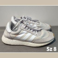 WOMENS ADIDAS SNEAKERS SIZE 8 