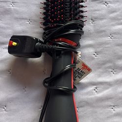 Revlon One Step Volumizer Plus Hair Dyer And Hot Brush