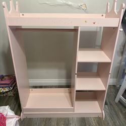 Girl dresser