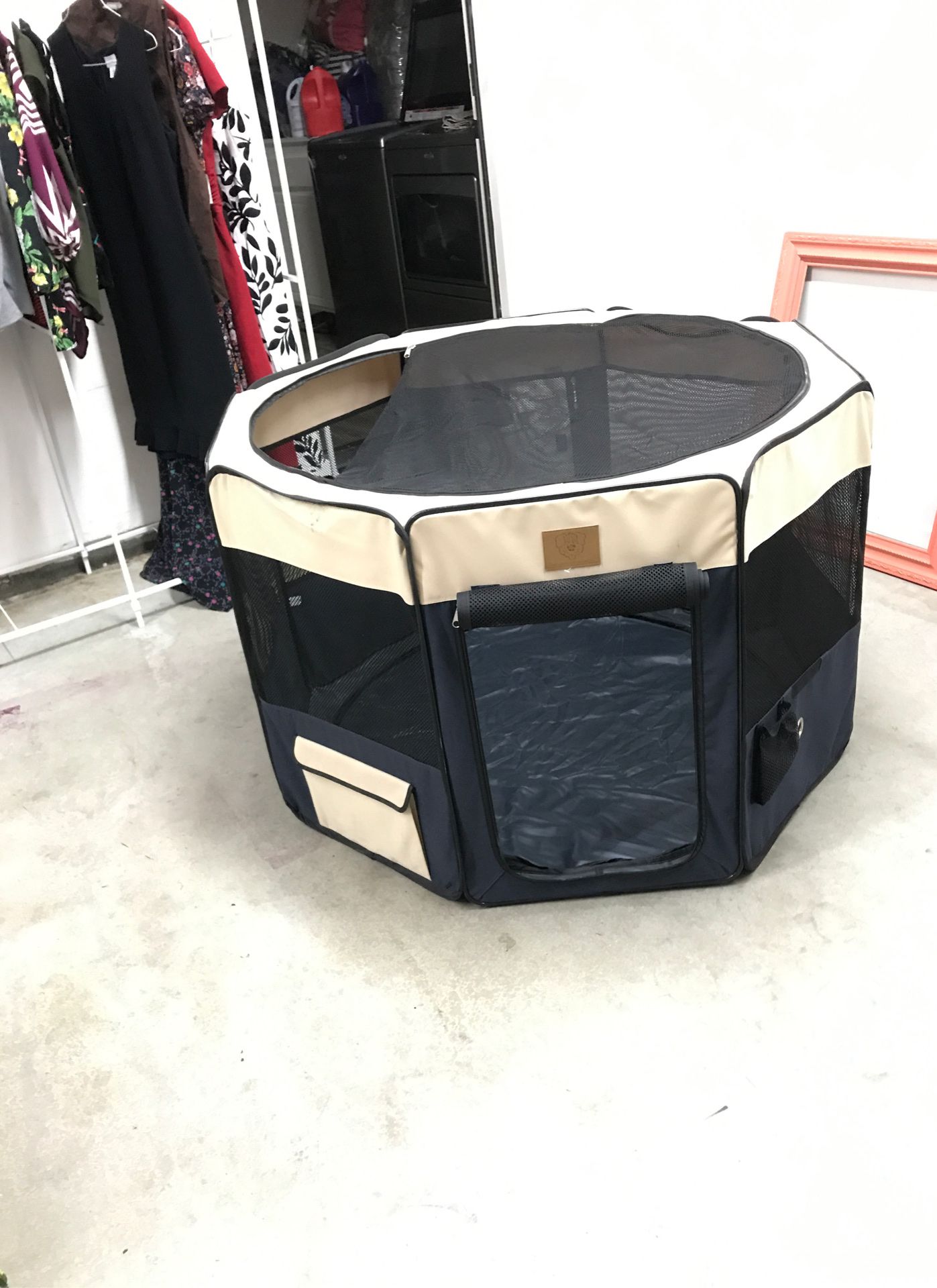 Portable dog crate small to medium dog