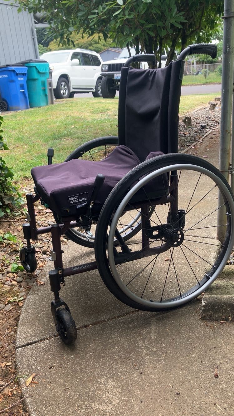 comfortable wheelchair , barely used
