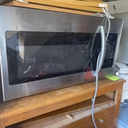 Samsung Range Microwave  30”x16”