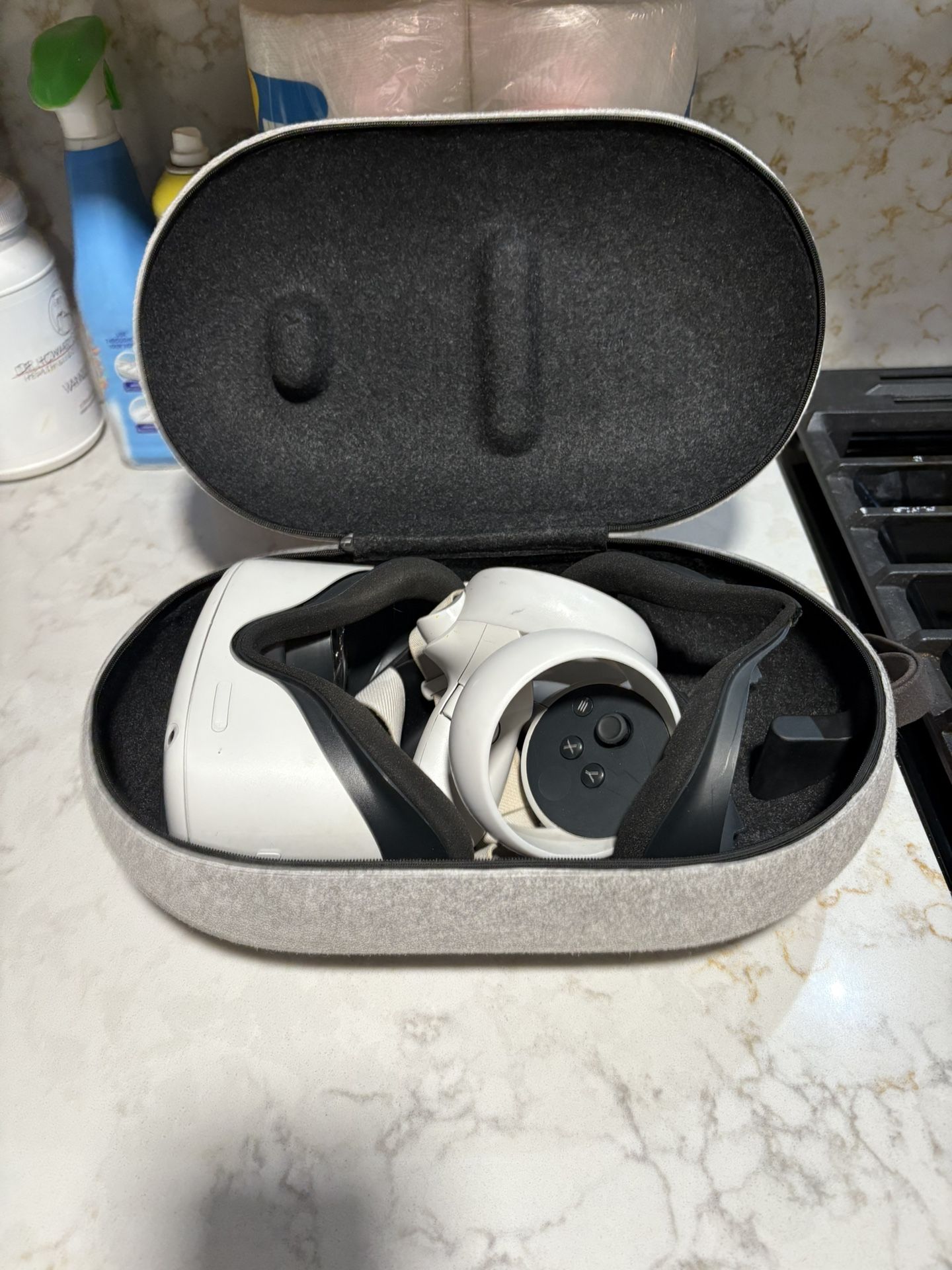 Oculus Bundle - Quest 2 And Quest 3 And Drone