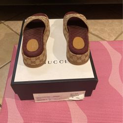  Gucci Slide