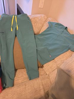 🩵FIGS Marine Scrub Set — Size Small — Like New