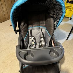 Stroller 