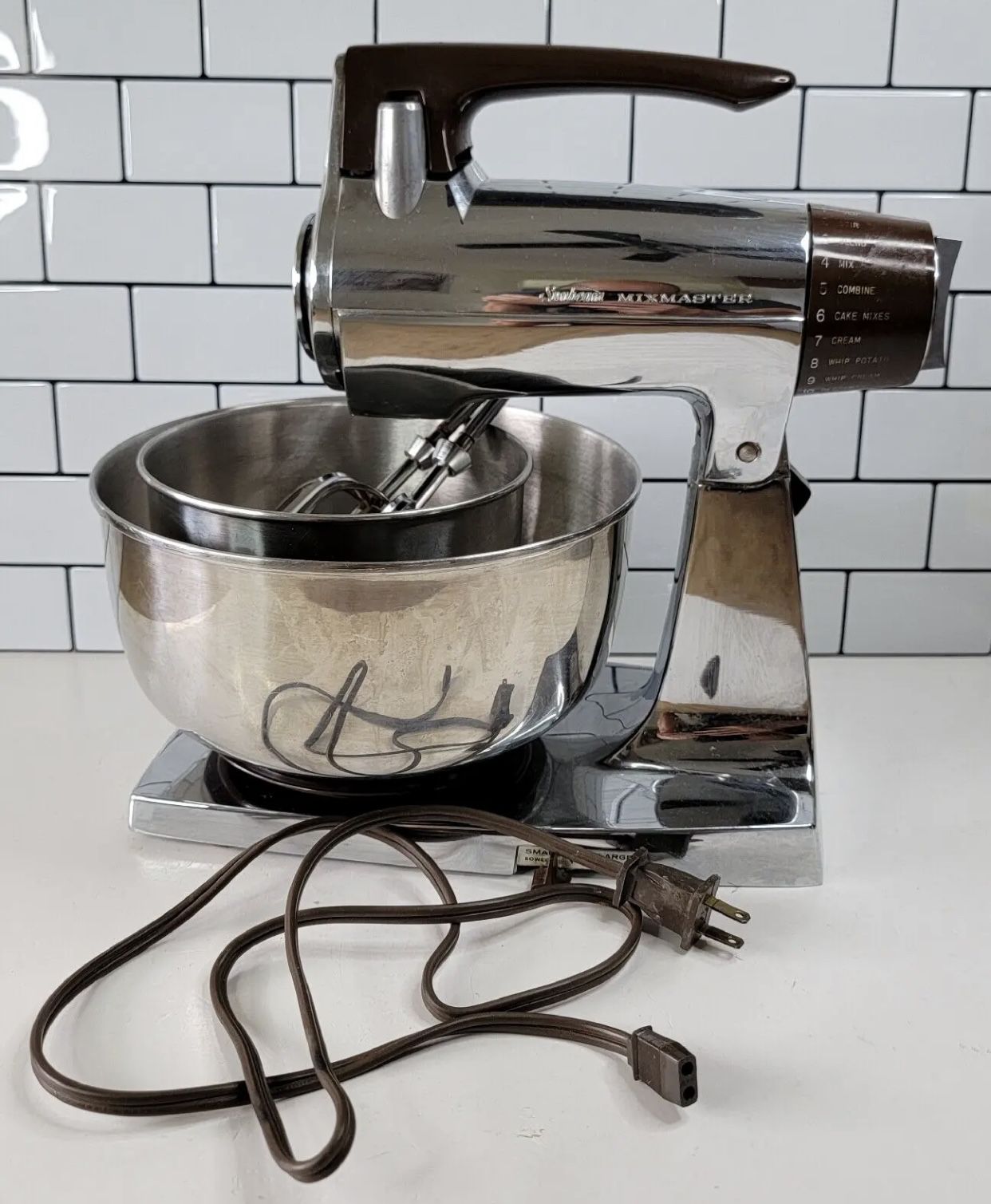 Sunbeam Mixer With Attachments for Sale in Orlando, FL - OfferUp