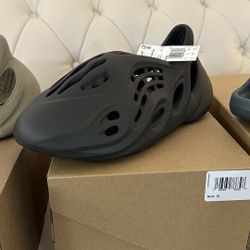 Yeezy Foam Runners
