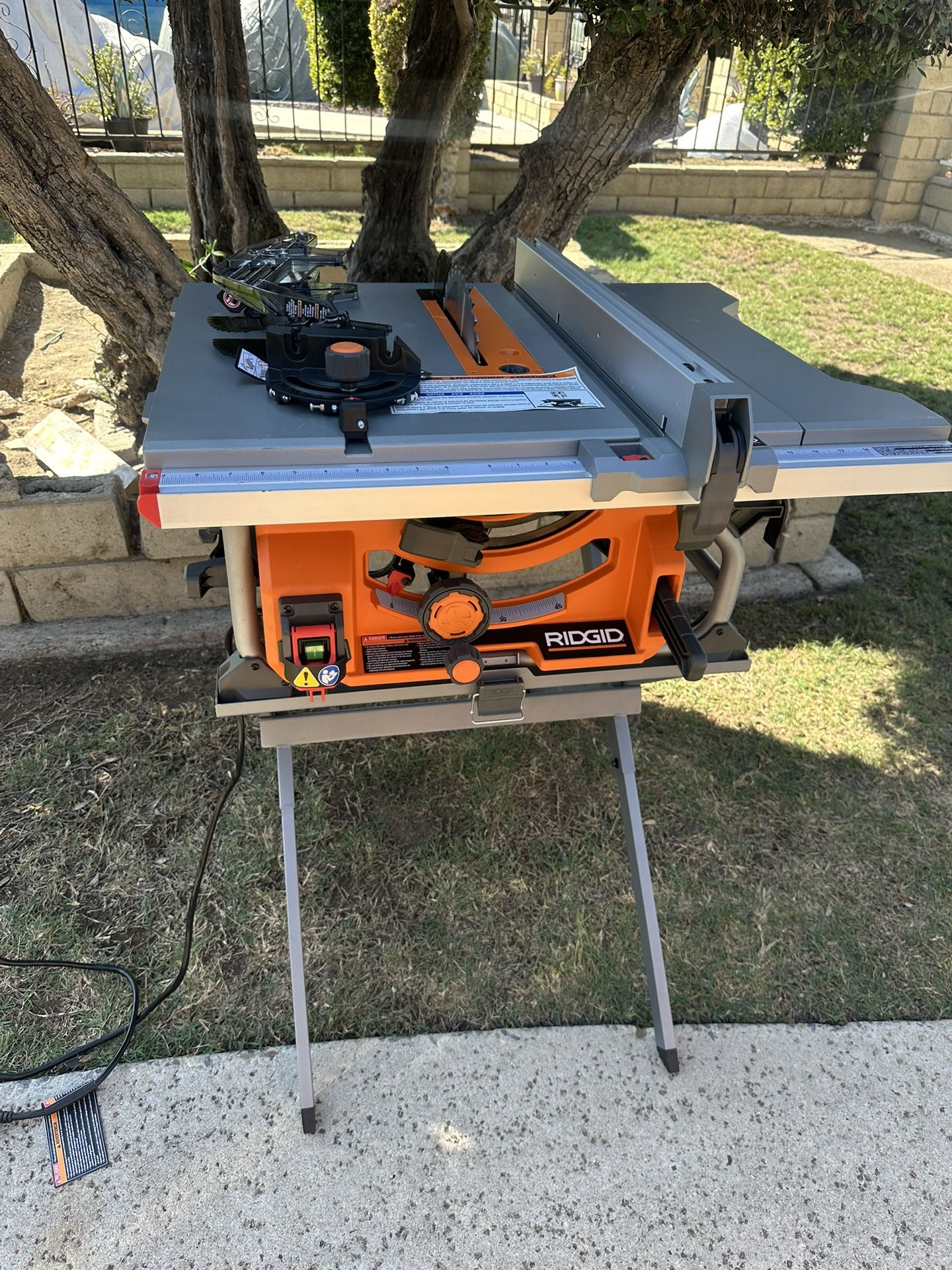 Ridgid Table Saw