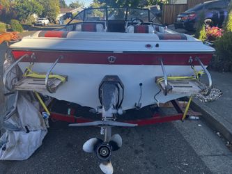 2001 boat Reinell