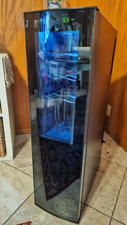 Thermoelectric Wine Cooler