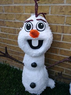 Piñatas decorativas🎉🎊🎈 altura 3 pies aproximado