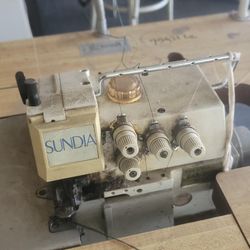 Sundia EA5-965M 16C 530/C Sewing Machine