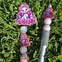 Marie Cat Badge Reel And Pen Set