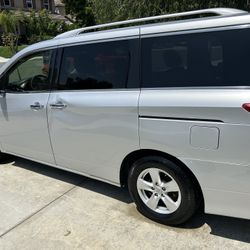 2012 Nissan Quest