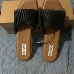 Sandles