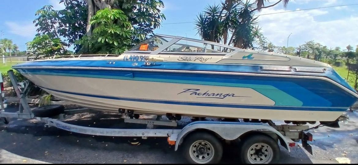 Perfect Fresh Water Boat!