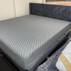 New King Size Bee Frame And Mattress