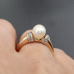 14k Genuine Pearl Diamond Ring