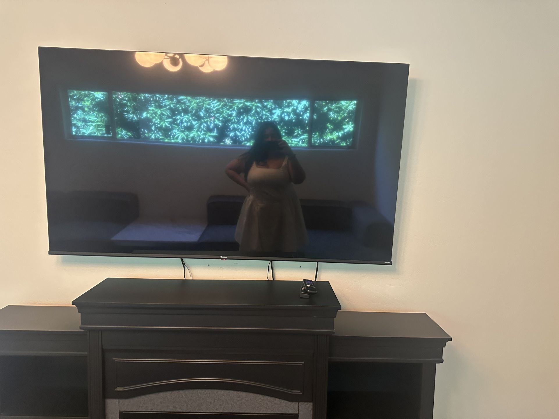 65” Hisense Smart TV With Roku