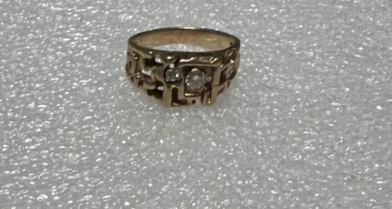 Vintage 10k gold Diamond Nugget Ring (read Description Below)