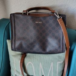 Nine West 👜 Slightly Used
