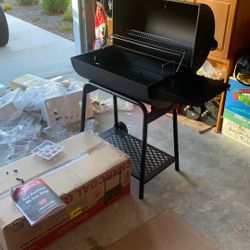 Charcoal Grill. (NEW)!