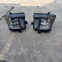 2023 GMC Sierra 2500 Headlight 