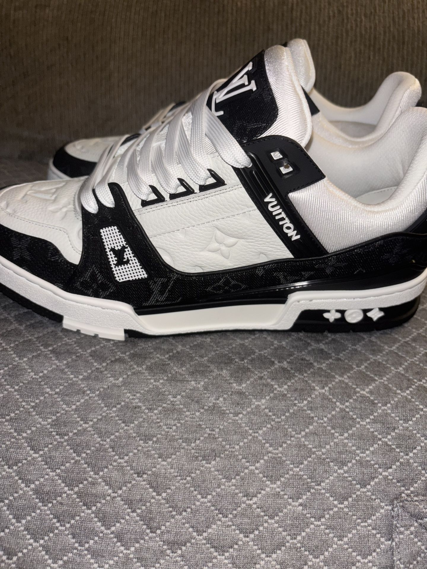 louis vuitton trainers Size 11