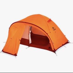 MSR Remote 4-Season 2-Person Mountaineering Tent with Dome Vestibule NEW Amazon Price $859.99 It's BRAND NEW