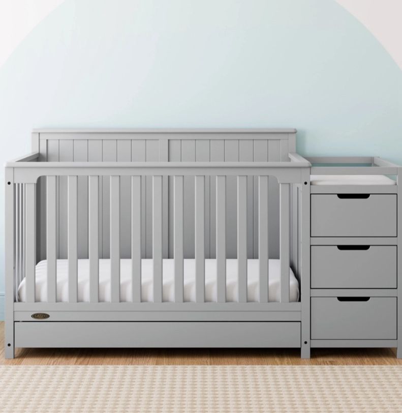 Graco Hadley 5-in-1 Convertible Crib & Changer – New in Box