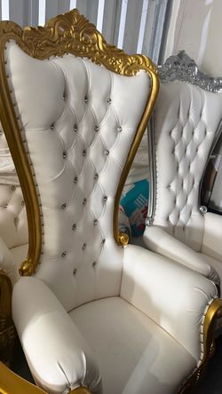 Throne chairs