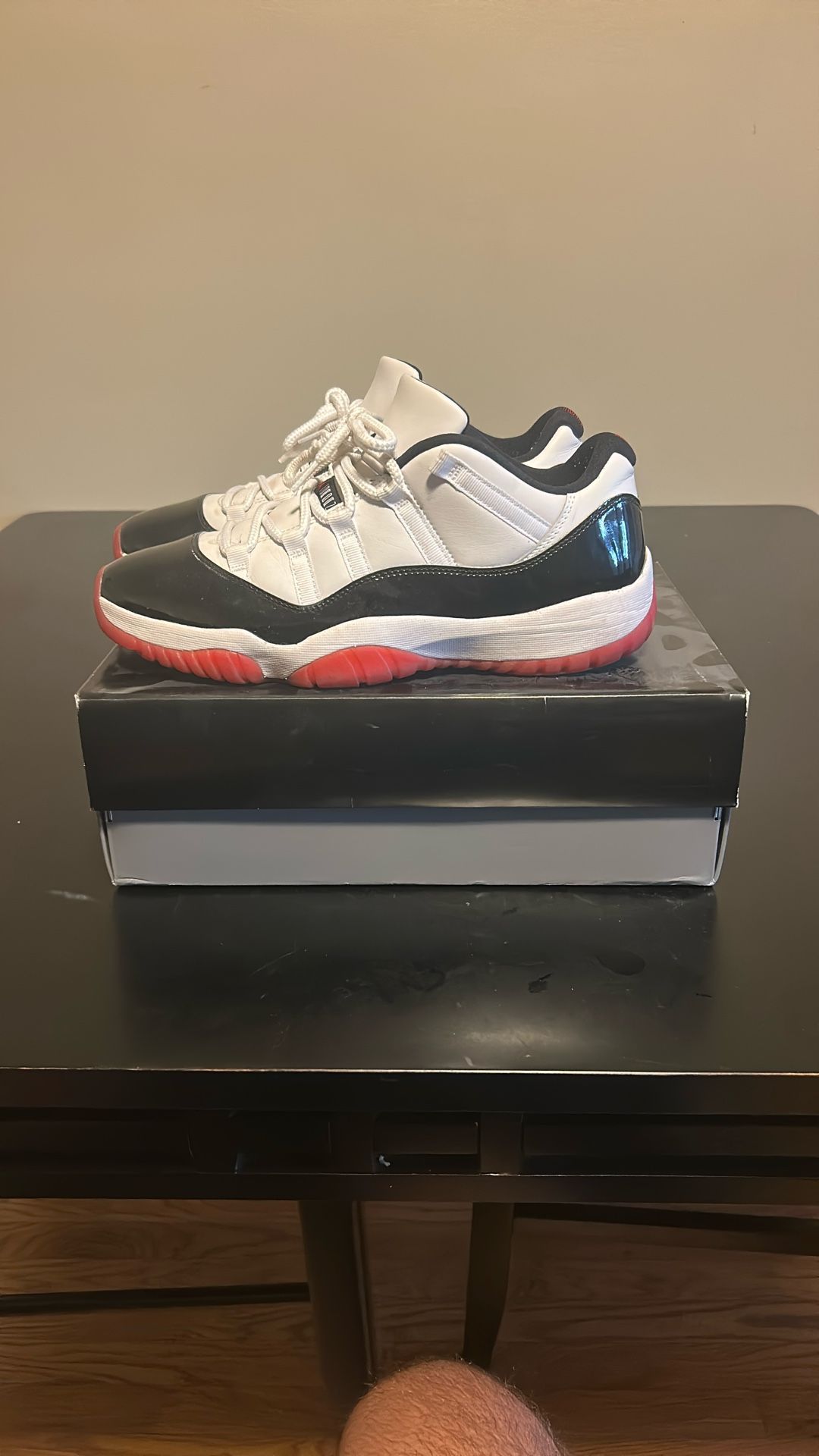 Air Jordan 11 Low ‘Concord Bred’