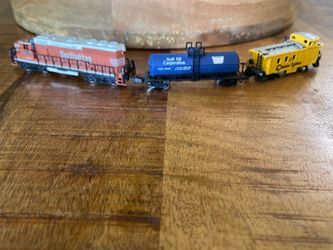 N Scale Model Train Set – Vintage