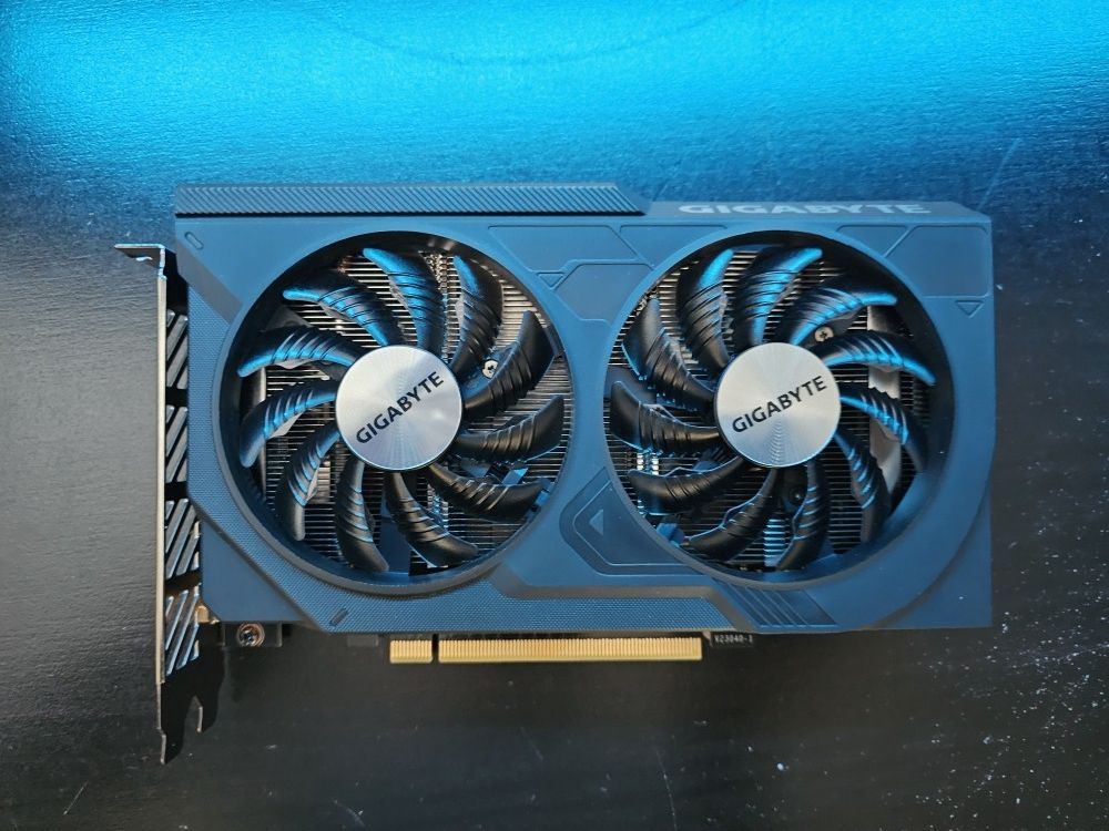 GIGABYTE GeForce RTX 4060 8G Graphics Card, 2 Fans, 8GB