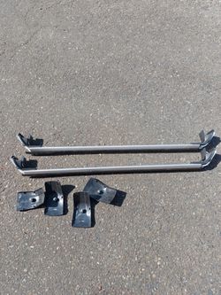 Universal roof rack