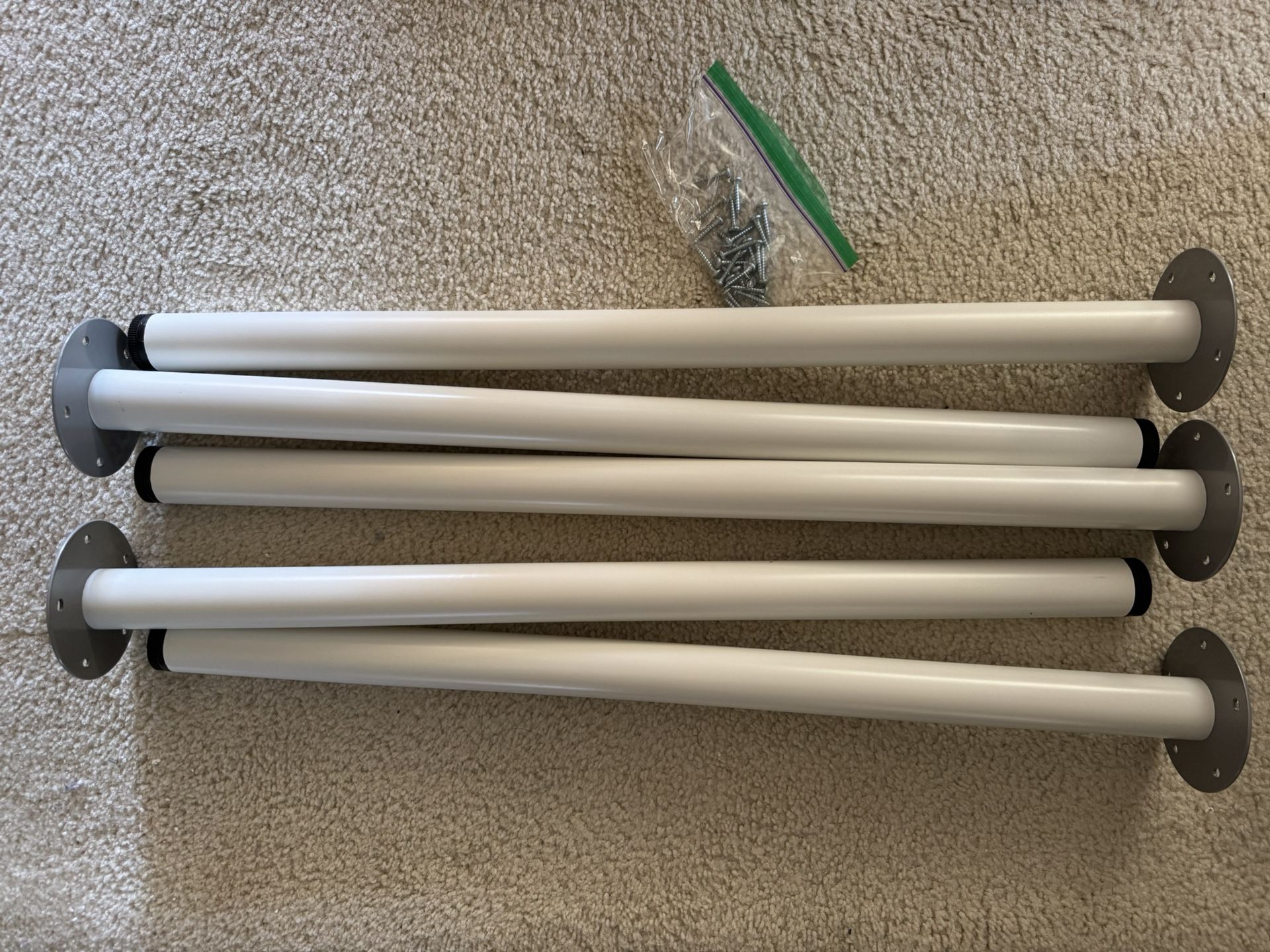 5 IKEA ADILS legs + Screws
