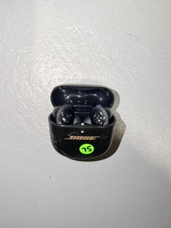 Bose QuietComfort Ultra Earbuds with Charging Case