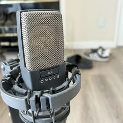 AKG C414B Condenser Microphone