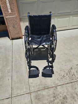 18 inch seat excel 2000 midline wheelchair 120 firm no less like new leather