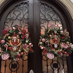 Nutcracker Wreaths 