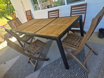 Outdoor Table And 7 foldable chairs
