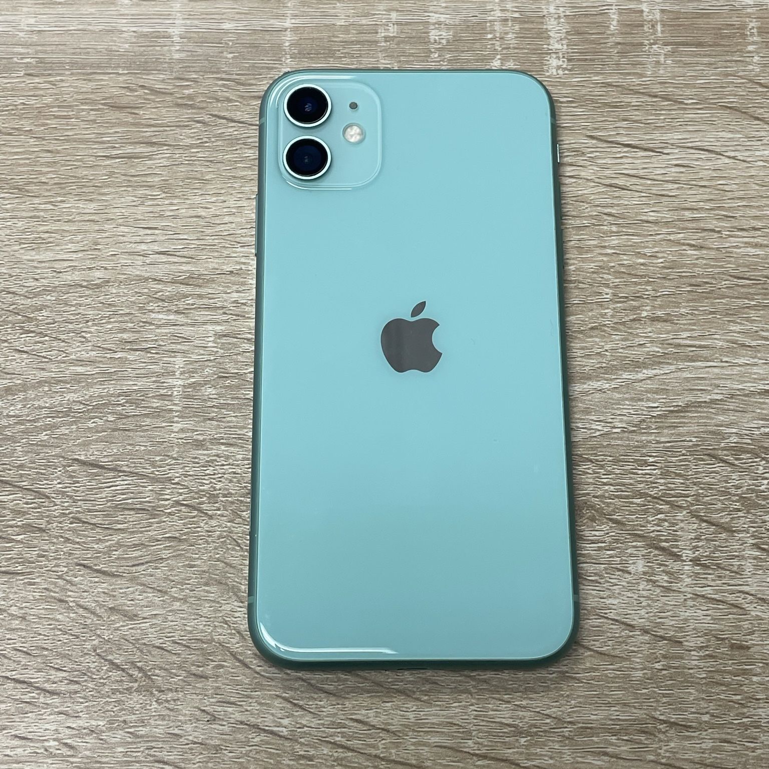 iPhone 11 - AT&T/Cricket - 64GB