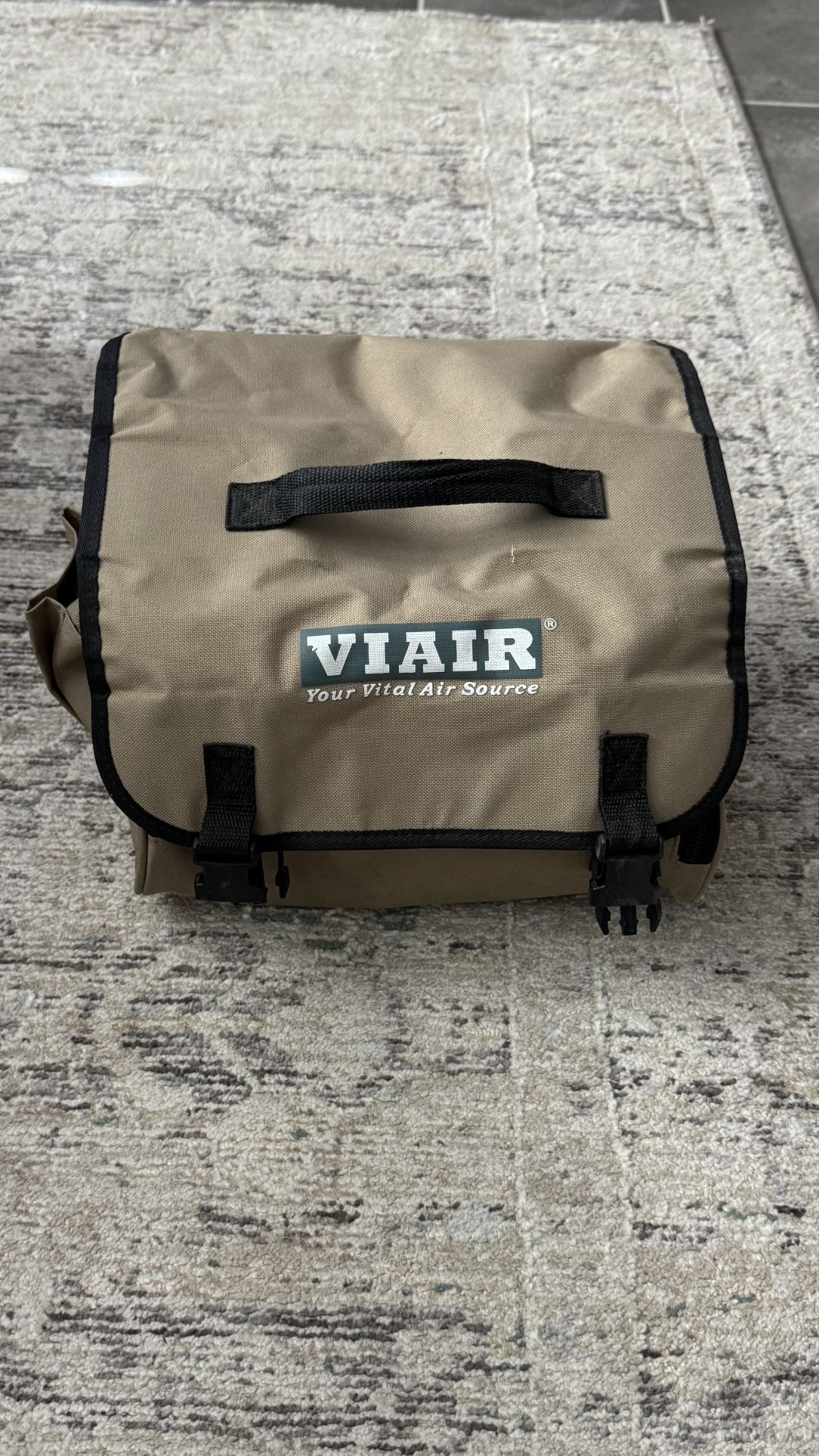 Viair 400P-RV Automatic Portable Compressor